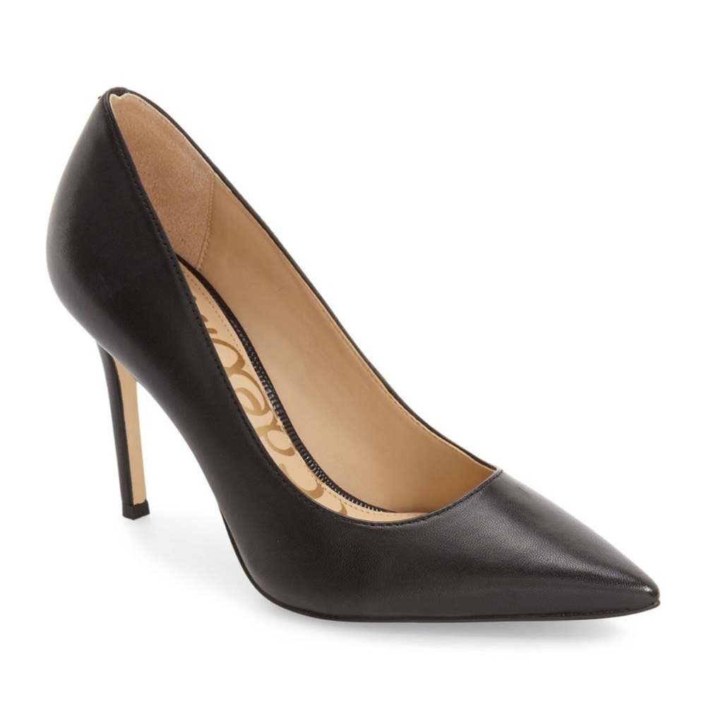 Hazel pointy toe pump